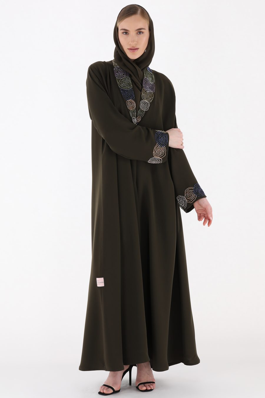 Collar Flowers, Olive